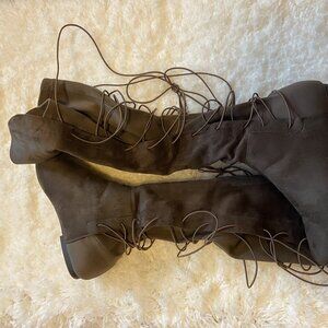 Valania Flat Boot Dark Taupe